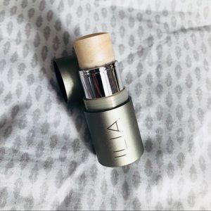 ILIA Illuminator in Polka Dots & Moonbeams